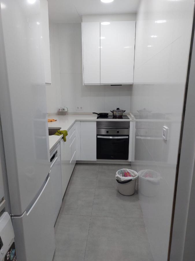 Habitacion En Madrid Apartment Bagian luar foto